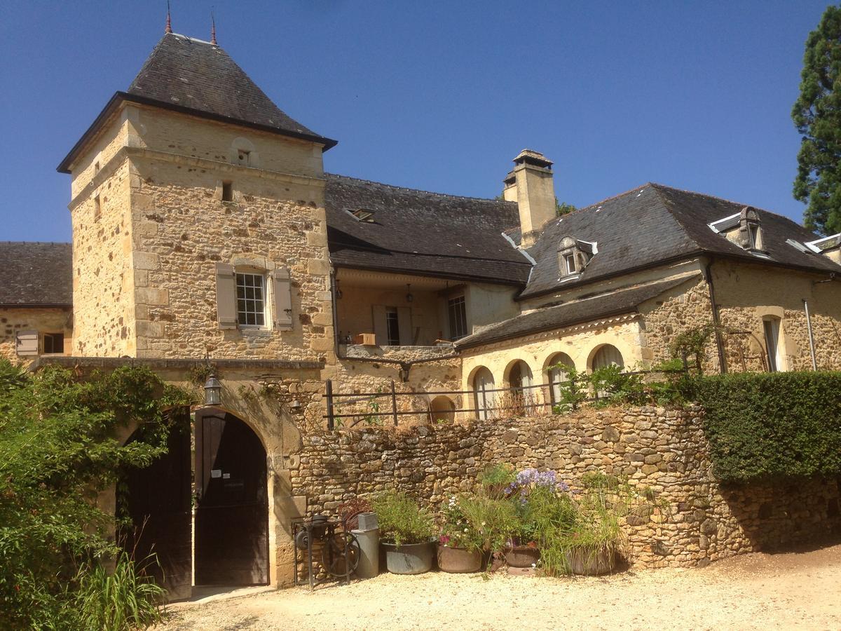 Lo Petit Cretsou Bed and Breakfast Simeyrols Buitenkant foto